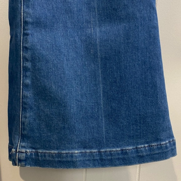 PAIGE Genevieve Flare Jeans | Petite 26 | High Rise Stretch Denim | 29” Inseam - Picture 3 of 16